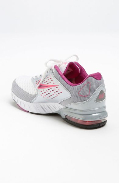 nike airliner walking shoes