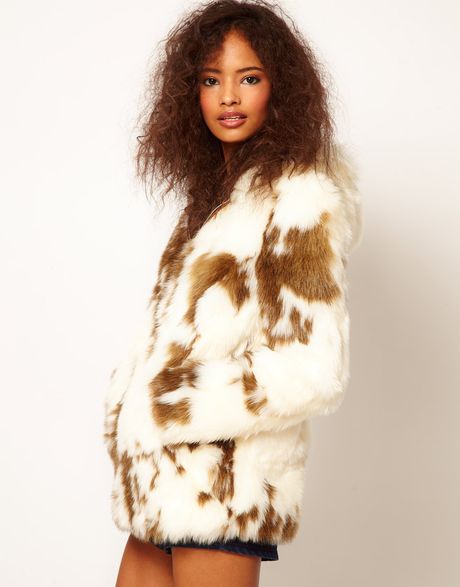 Asos Collection Faux Fur Coat with Zip Front in White (creamwithpattern) - Lyst