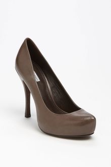 Vera Wang Footwear Raquel Pump - Lyst