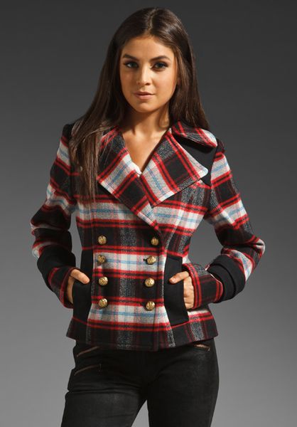 http://cdna.lystit.com/photos/2012/09/13/smythe-red-black-plaid-pea-coat-jacket-in-redblack-plaid-product-1-4719528-932531746_large_flex.jpeg