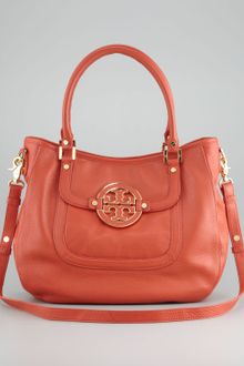 Tory Burch Amanda Pebbled Hobo - Lyst