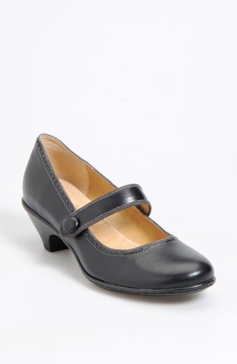 Softspots Shandie Mary Jane Pump - Lyst