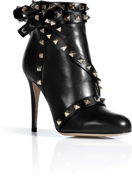 Valentino Black Leather Rockstud Ankle Boots in Black - Lyst