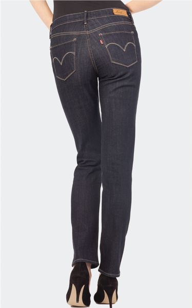 levis slight curve