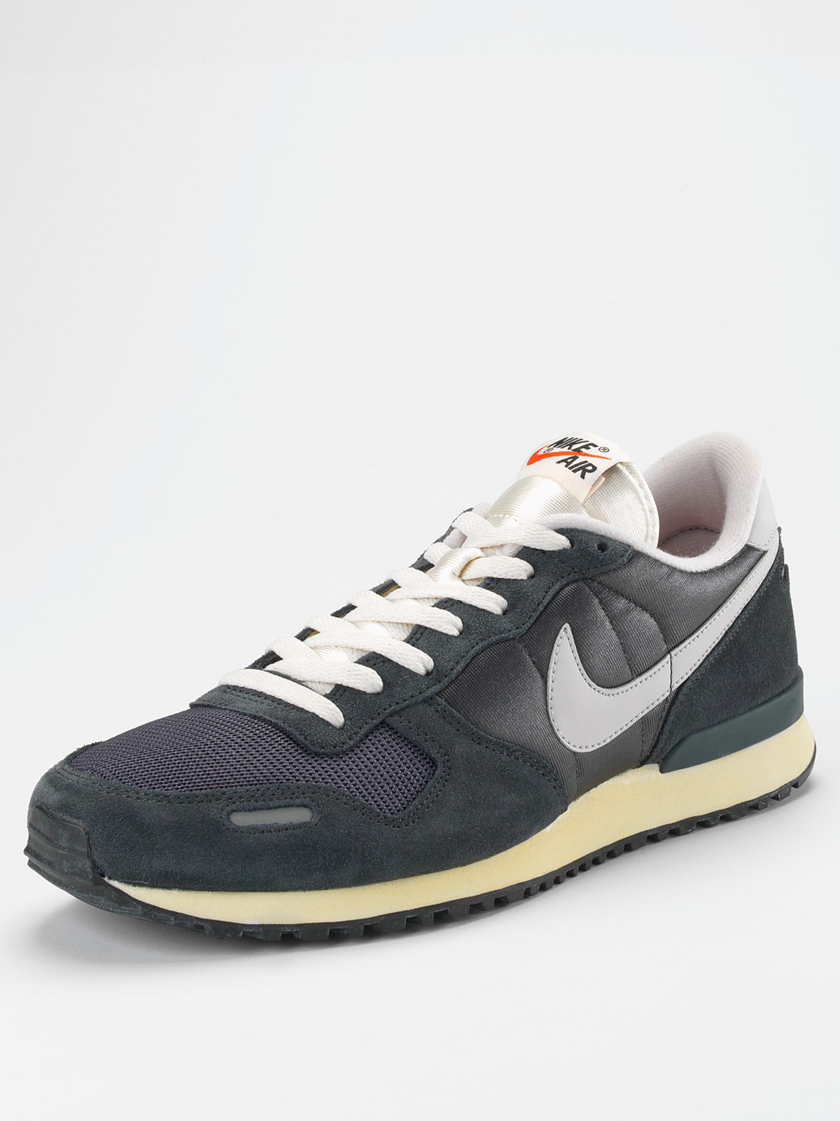 Nike Vortex Vintage Trainers in Gray for Men (black/grey) | Lyst