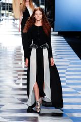 Viktor & Rolf Spring 2013 Runway Look 1