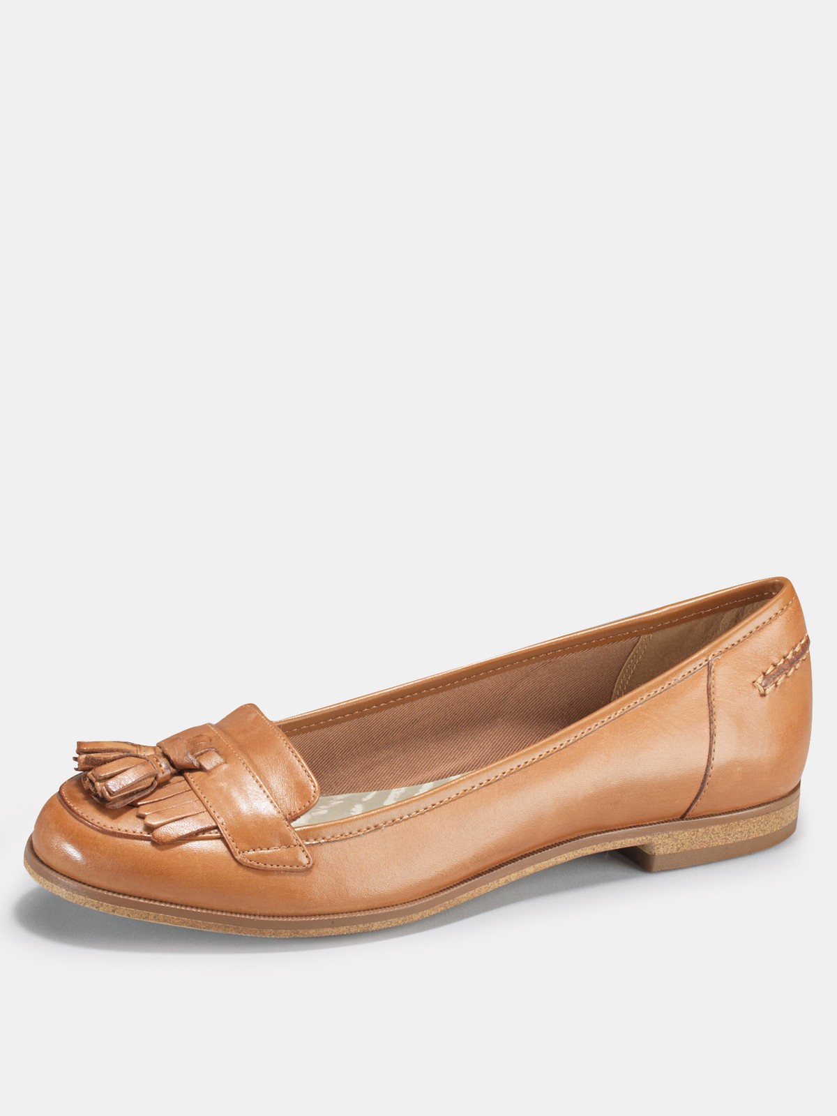 clarks tan shoes womens
