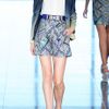 Matthew Williamson Raj Linen Tailored Shorts in Blue - Lyst