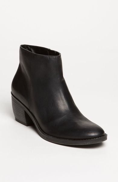 Naturalizer Onset Ankle Boot in Black | Lyst