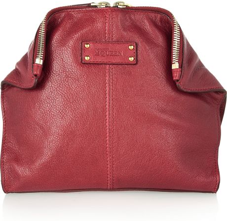Alexander Mcqueen De Manta Textured leather Cosmetics Case in Red (cherry) - Lyst