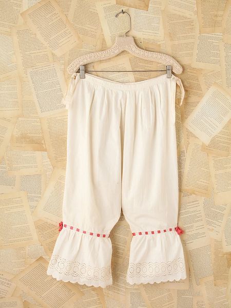 free-people-white-vintage-eyelet-bloomer-pants-product-1-5029441-682086936_large_flex.jpeg