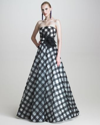 Oscar de la Renta Strapless Gingham Gown - Lyst