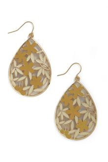 ModCloth Droplets Dance Earrings in Cream and Marigold - Lyst