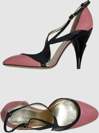 Georgina Goodman Closedtoe Slipons - Lyst