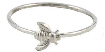 Peggy Li Tiny Bee Ring Ss - Lyst