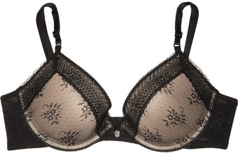 Elle Macpherson Mesmerise Lace Contour Bra - Lyst