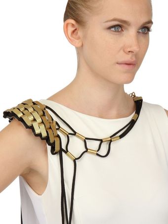 Susana Bettencourt Shoulder Necklace - Lyst