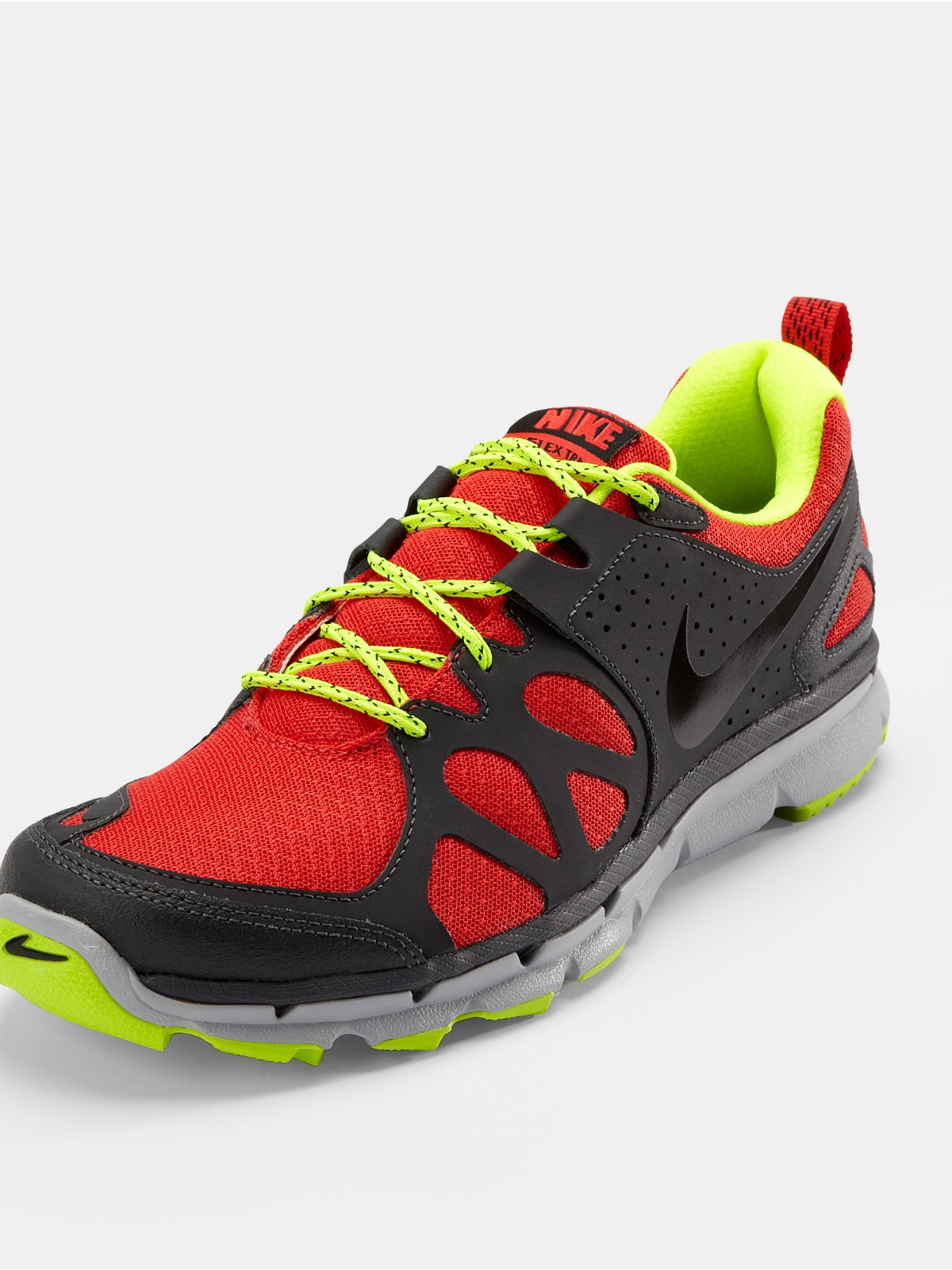 mens nike trail trainers