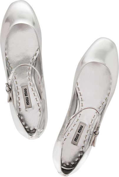 miu miu silver flats