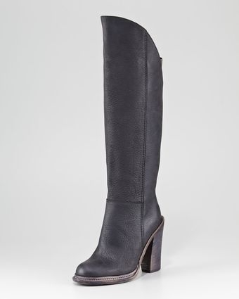 Vera Wang Keagan Highfront Boot - Lyst