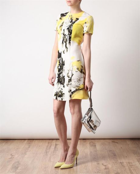 Christopher Kane Floral Printed Silk Dress In Floral Yellow Lyst 