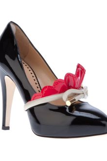 Moschino Cheap & Chic Heart Detail Pump - Lyst