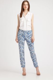 Theory Jesha Bermuda Print Silk Skinny Leg Pants - Lyst