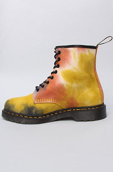 different ways to tie doc martens