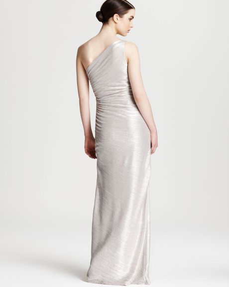 laundry by shelli segal foil pleated gown