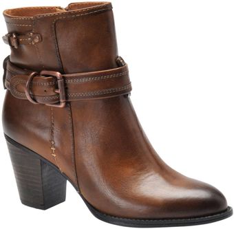 Söfft Leather Ankle Booties with Buckle - Lyst
