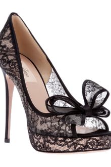 Valentino Lace Peep Toe Pump - Lyst
