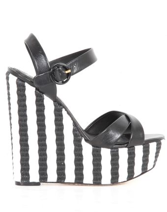 Alice + Olivia Sorell Glossy Pebbled Leather Wedge - Lyst