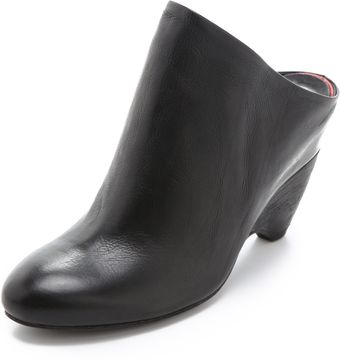 Vic Matie' Low Heel Slide Mules - Lyst