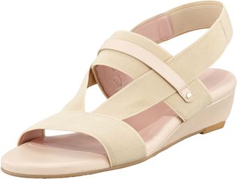 Stuart Weitzman Here To Stay Stretch Slingback Sandal Nud - Lyst