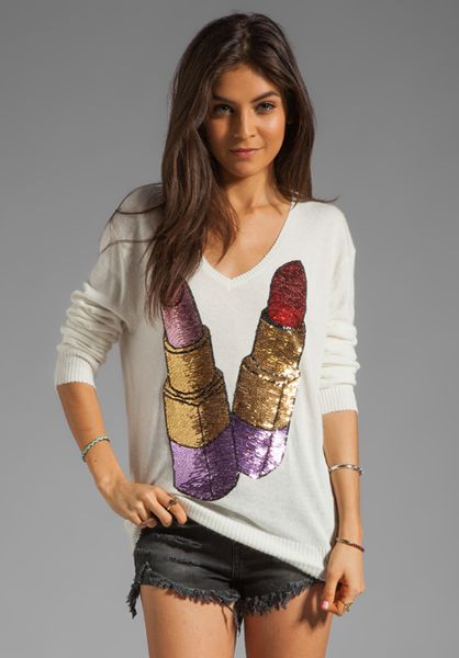 lipstick sweater