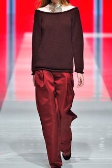 Christopher Kane Off-Shoulder Cashmere Sweater - Lyst