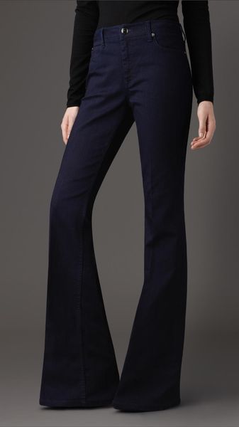 Burberry Silton Indigo Flared Jeans - Lyst