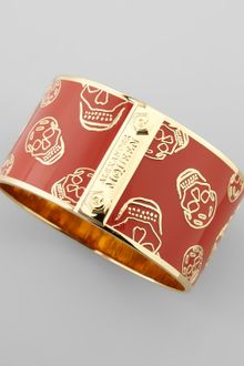 Alexander McQueen Large Enamel Skull Bracelet - Lyst