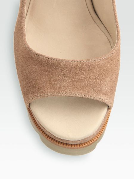 wedge pumps brown