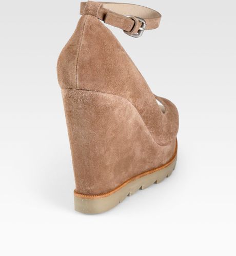 wedge pumps brown
