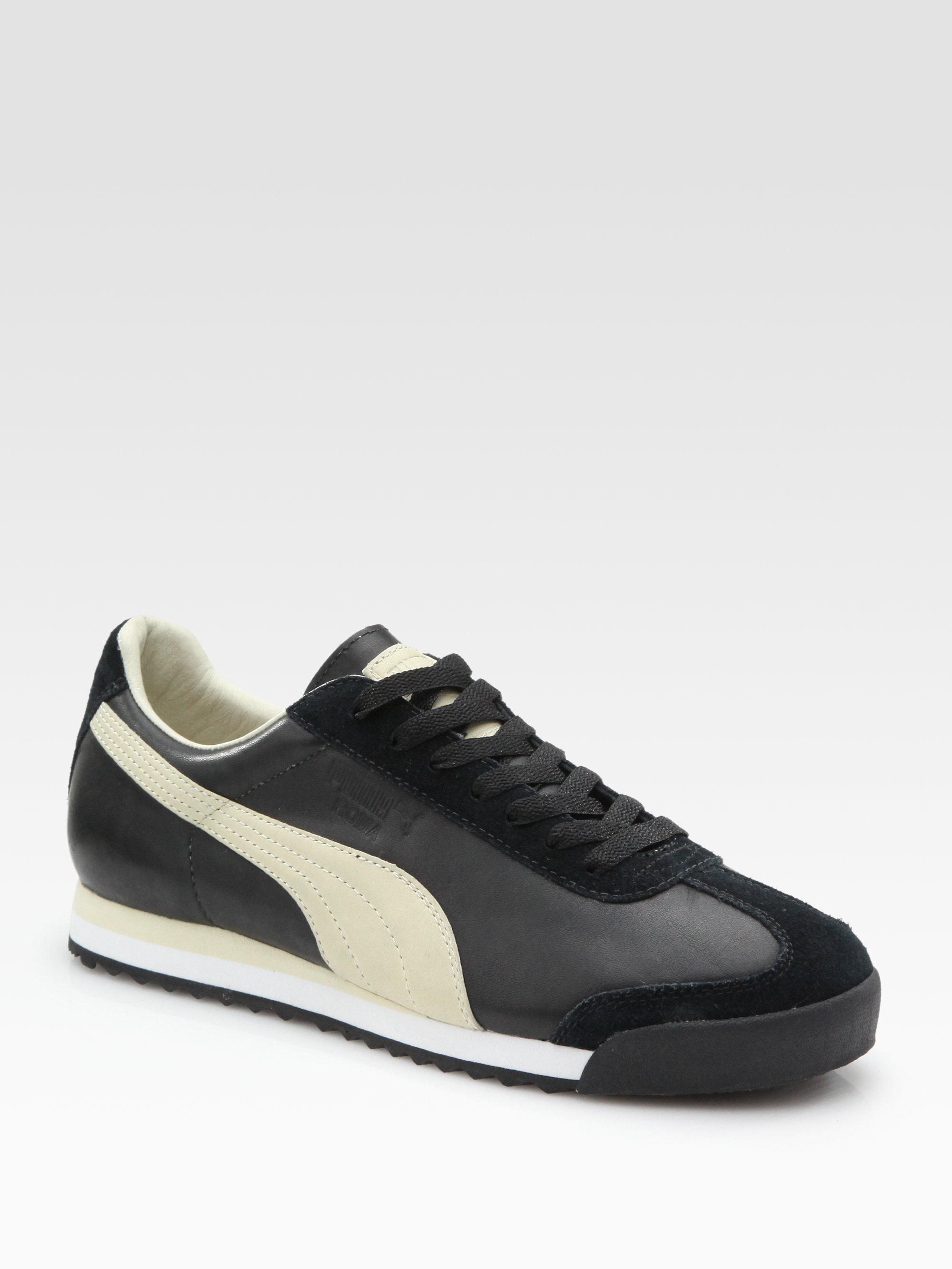 Customer Questions Whether you're tearing it up on the court or picking up the kids from school, these Smash Perf sneakers from Puma are designed to keep up with you at your busiest.