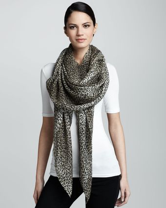 Yves Saint Laurent Etamine Leopardprint Scarf - Lyst