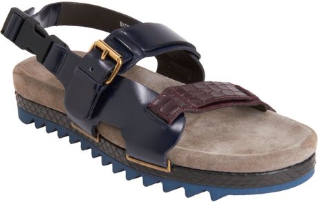 lanvin-embossed-band-sandal-product-1-79