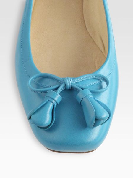stuart weitzman tulip bow flats