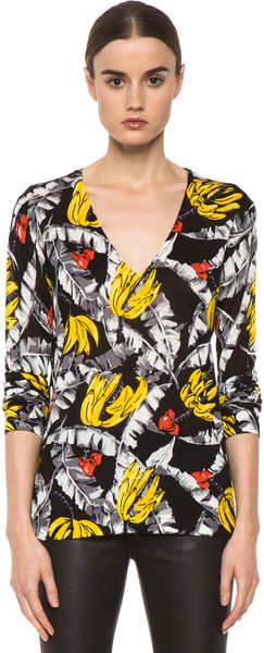 Equipment Lahaina Printed Sandy V-neck in Black Multi - Lyst