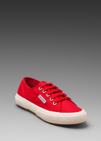 Superga Cotu Classic Sneaker in Red - Lyst
