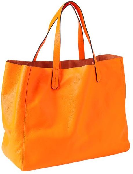 gap leather tote bag