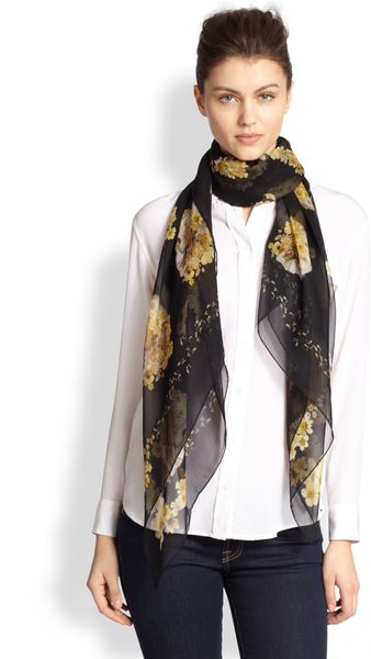 Alexander McQueen Buttercup Silk Shawl - Lyst