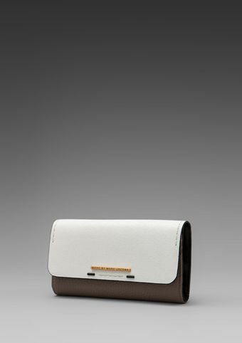 Marc By Marc Jacobs Sheltered Island Colorblocked New Long Trifold Wallet in White - Lyst