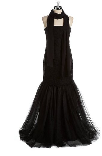 Monique Lhuillier Strapless Lace Mermaid Gown - Lyst